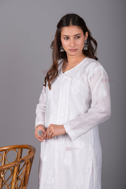 Meher Chanderi Long Chikankari Lace Kurti - white