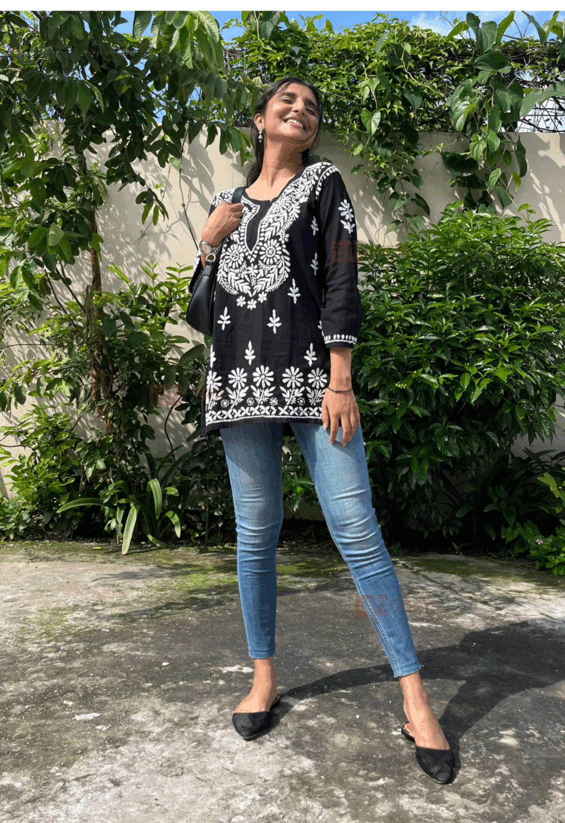 Noor Short Dobby Cotton Chikankari Kurti - black