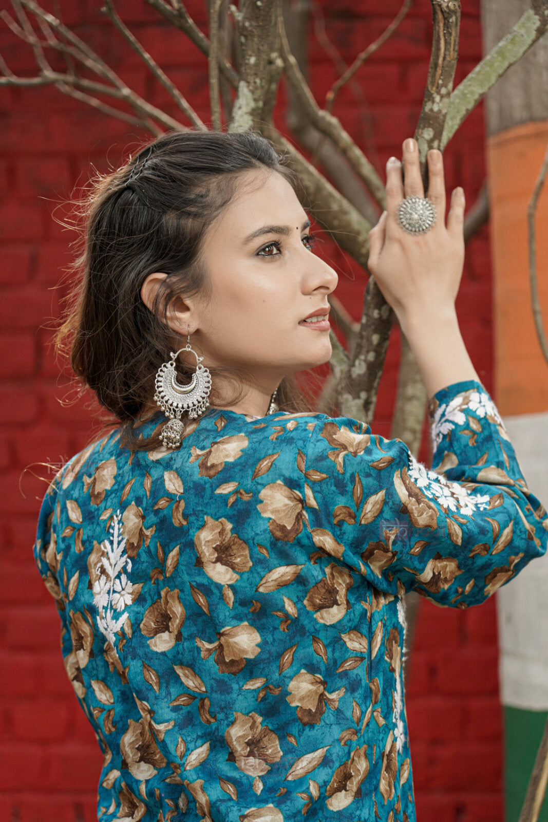 Falak Mul Cotton Long Chikankari Kurti 2 - navy-blue