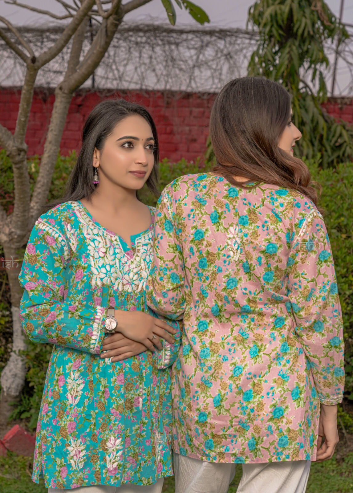 Falak Mul Cotton Short Chikankari Kurti - aqua-blue