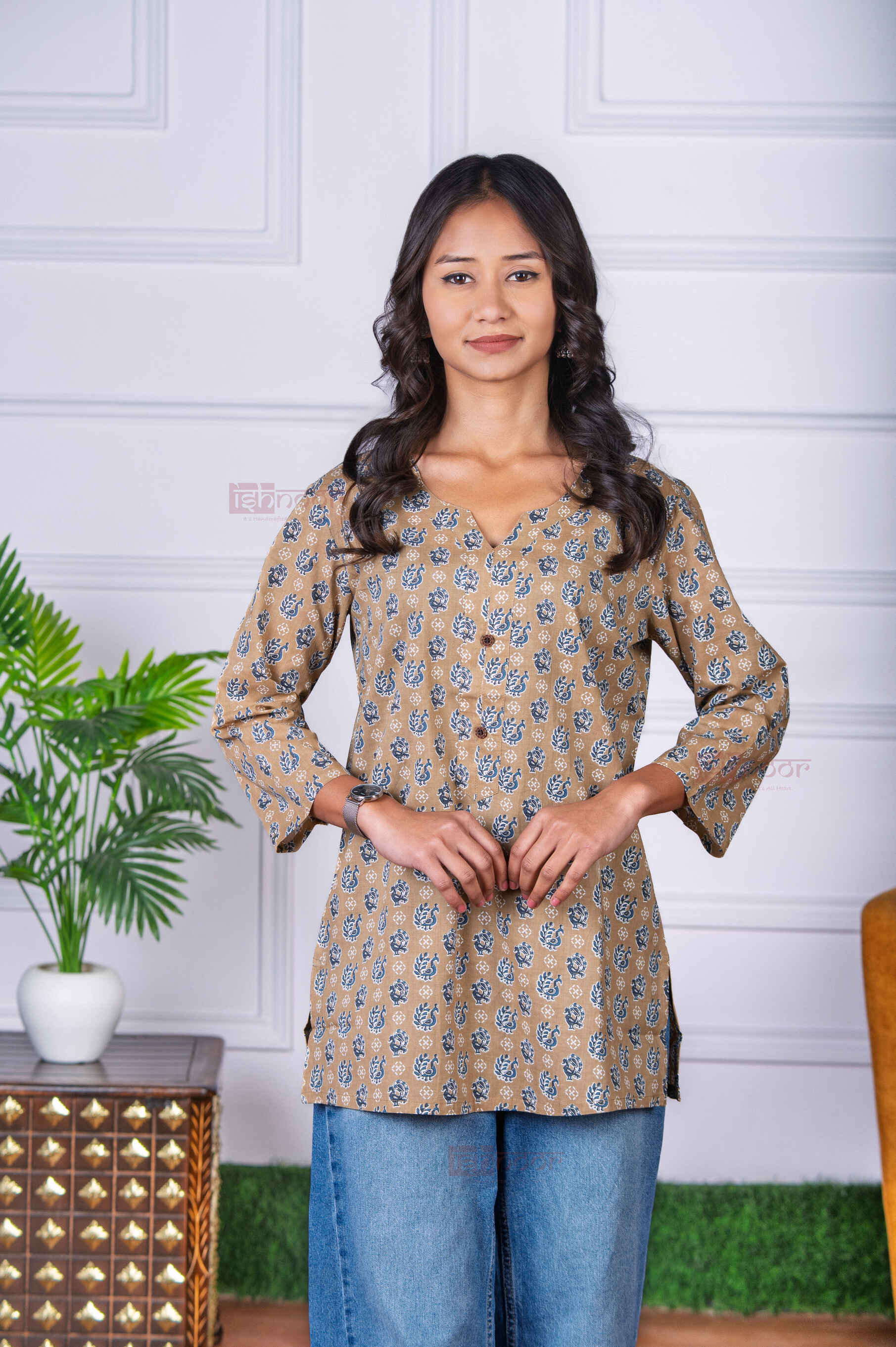 Saanjh Short Hand Printed Cotton Kurti - brown