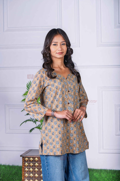 Saanjh Short Hand Printed Cotton Kurti - brown