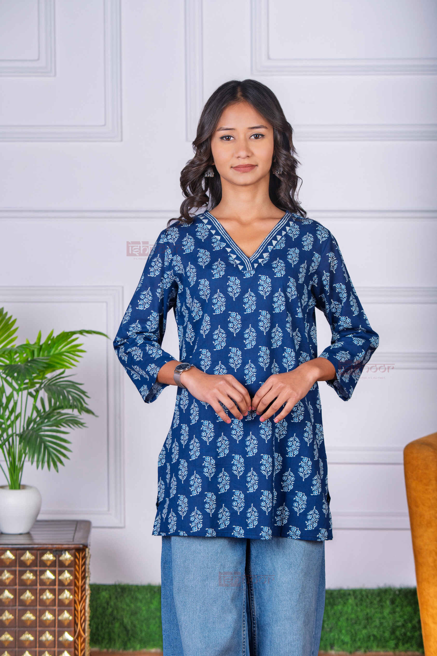 Saanjh Short Hand Printed Cotton Kurti - navy-blue