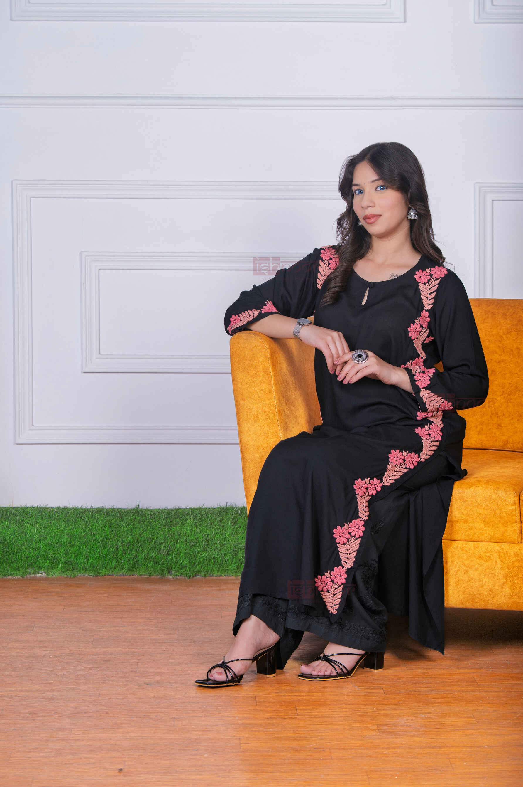 Aayat Modal Multi Colour Long Chikankari Kurti - black