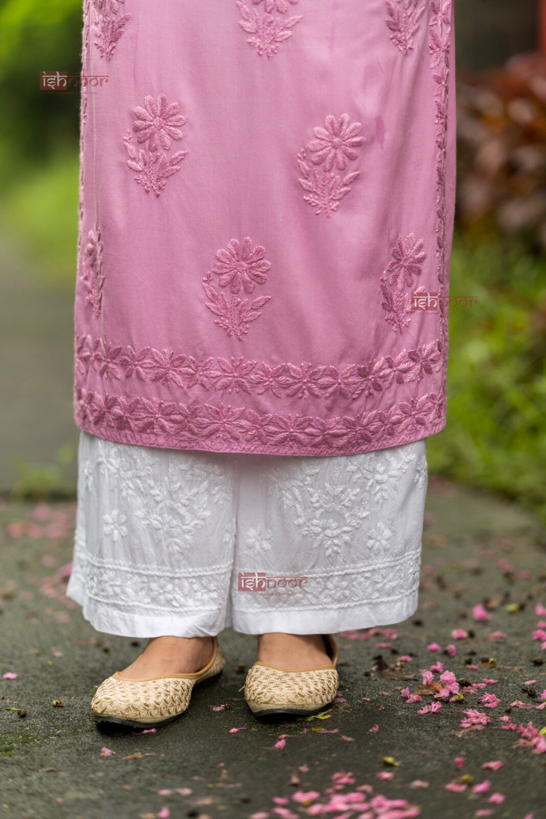 Ishra Ombre Modal Straight Chikankari Kurti - blush-pink